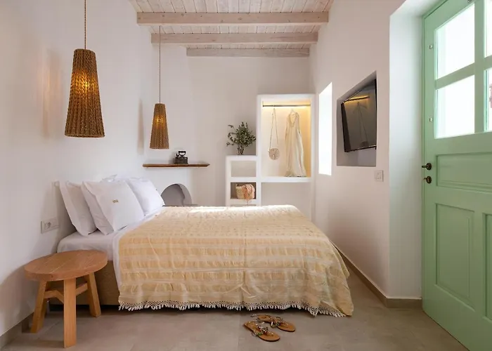 Dipagio Origin Lakhania